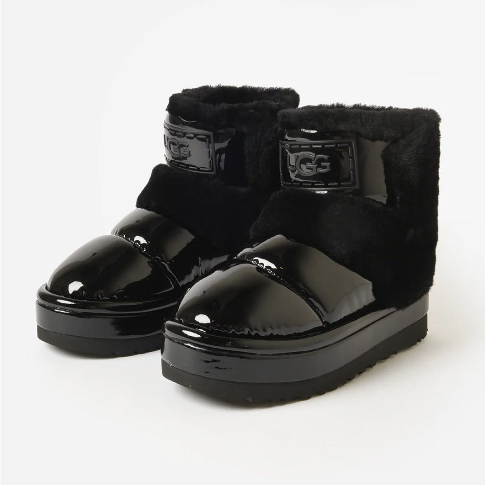 UGG Women's Glossy Black Winter Boots